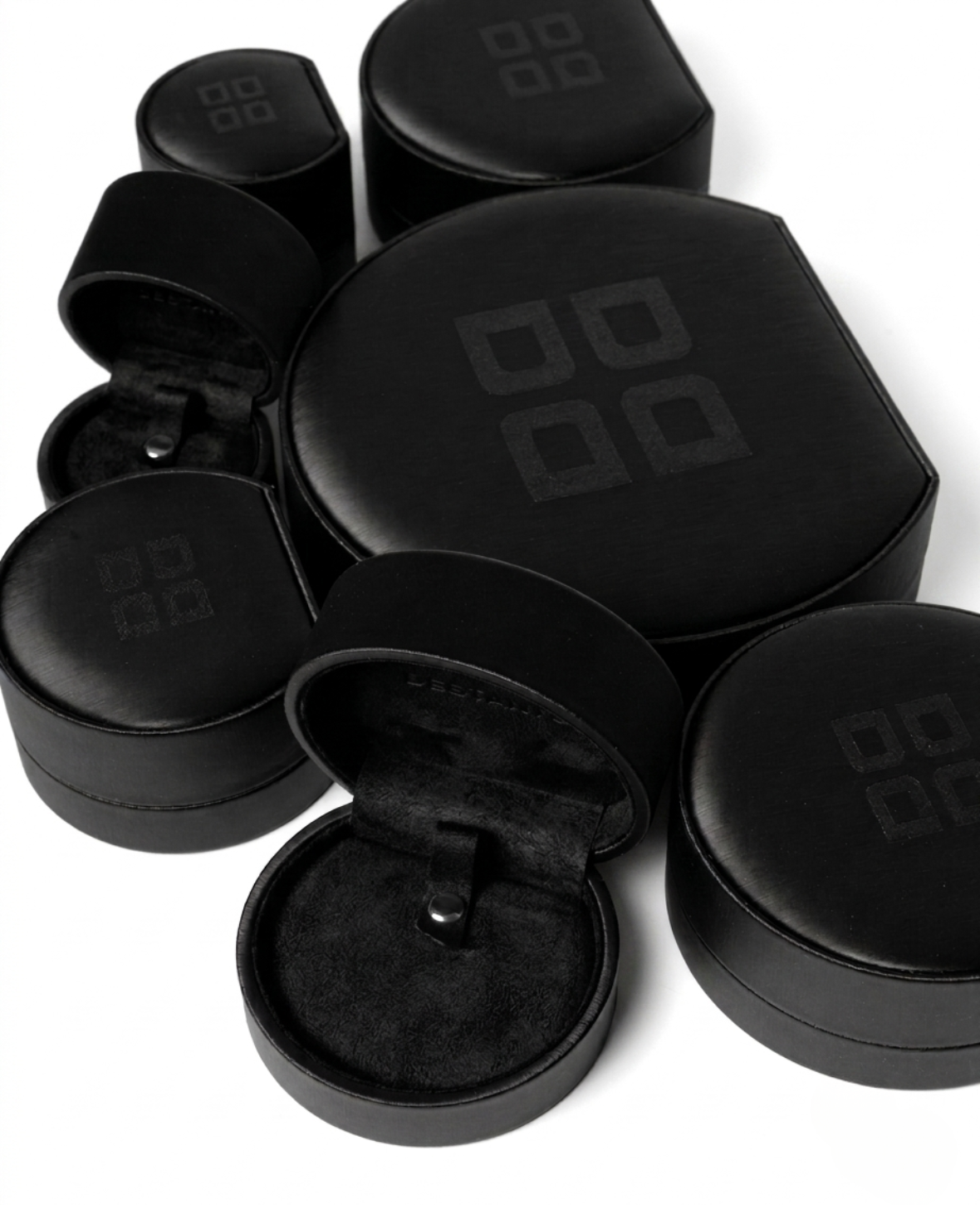 DUALITY RING - BLACK & WHITE